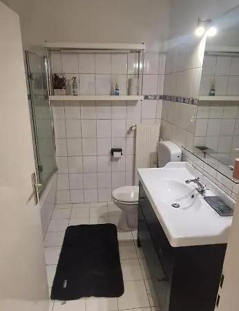 In Krefeld-bockum Mit Balkon Und Stellplatz Krefeld